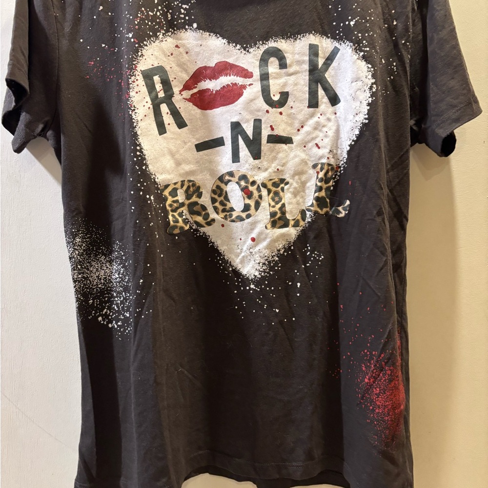 Black Rock N Roll Graphic T-Shirt